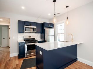 137 Paris St APT 2, Boston, MA 02128