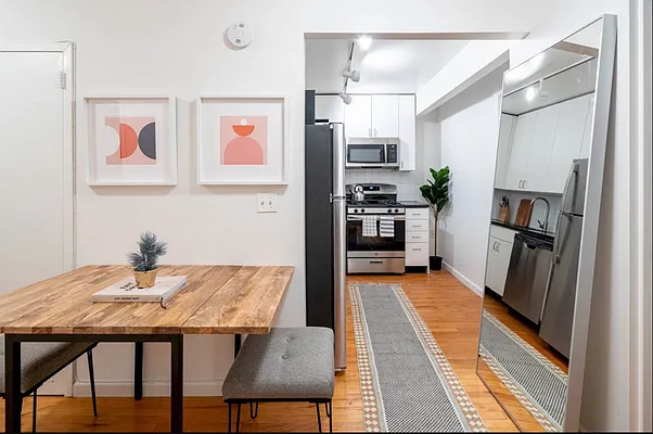 Rented by The Downtown LLC | media 21