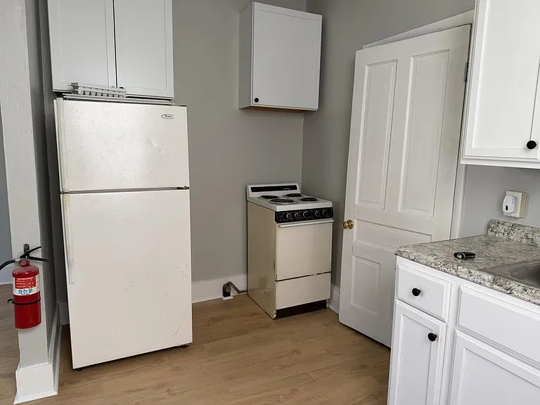 228 Chambersburg St — Photo 3