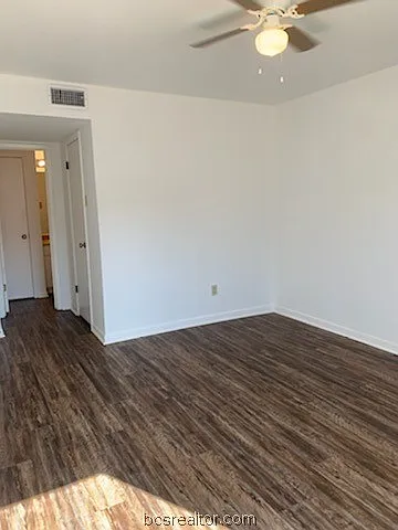 904 University Oaks #137 — Photo 5