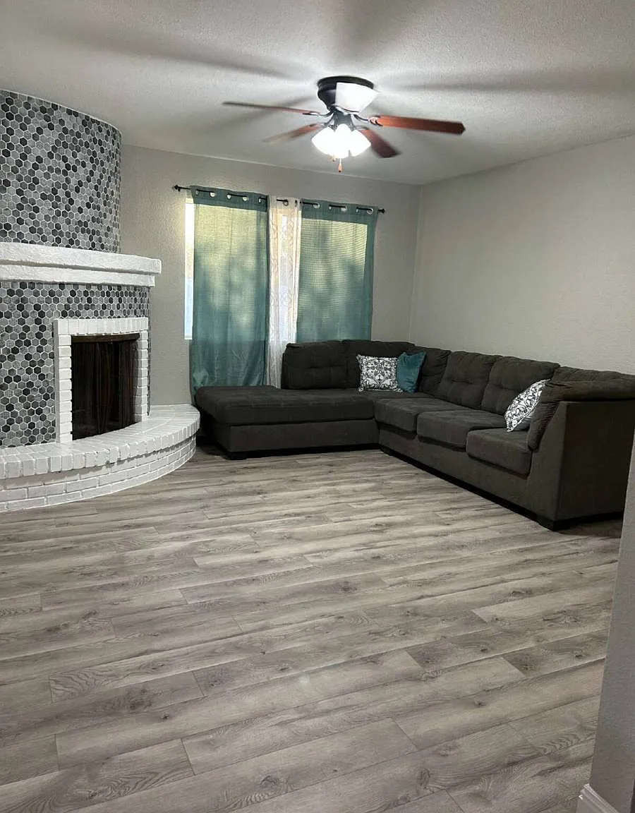2804 S 18th Ave in Yuma, AZ 85364 — Photo 3