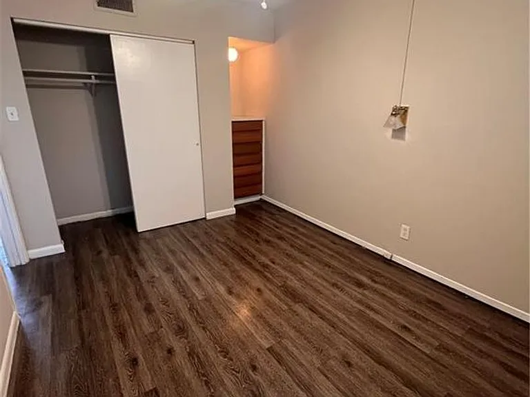 3304 Red River St — Photo 52