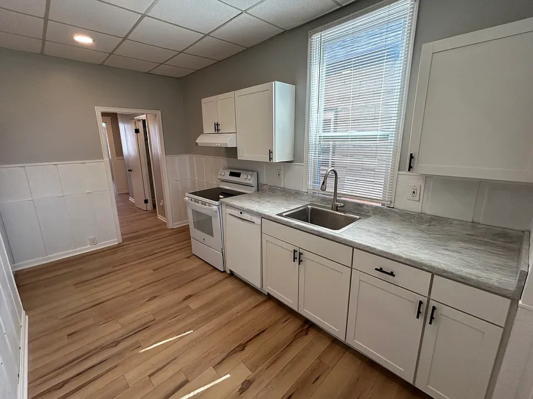 324 Harrison Ave #1 — Photo 1