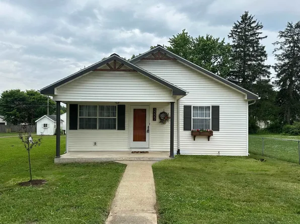 3227 Richmond Ave, Connersville, IN 47331