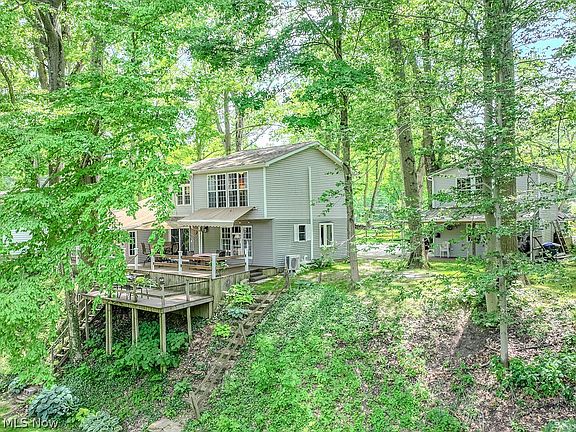 2nd image of 3765 Woodside Drive Ext