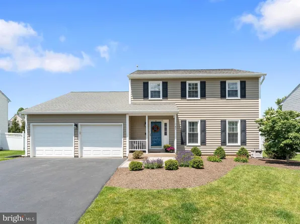 41 Apple Valley, Langhorne, PA 19047