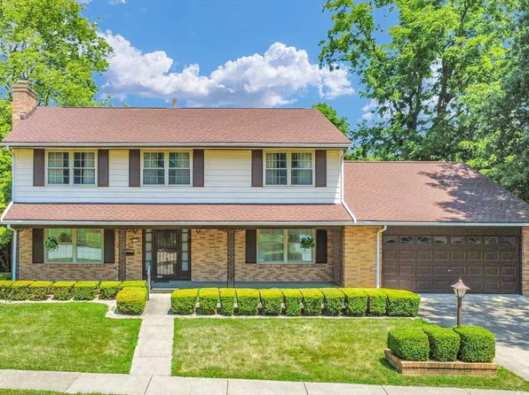 1104 Mitchem Dr, Urbana, IL 61801