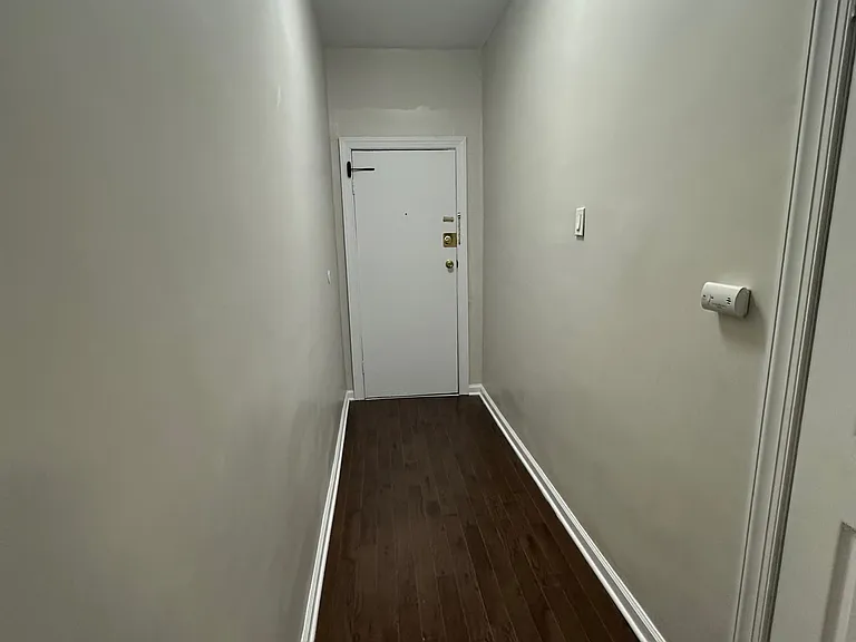 123-126 Corbin Ave #202 — Photo 7