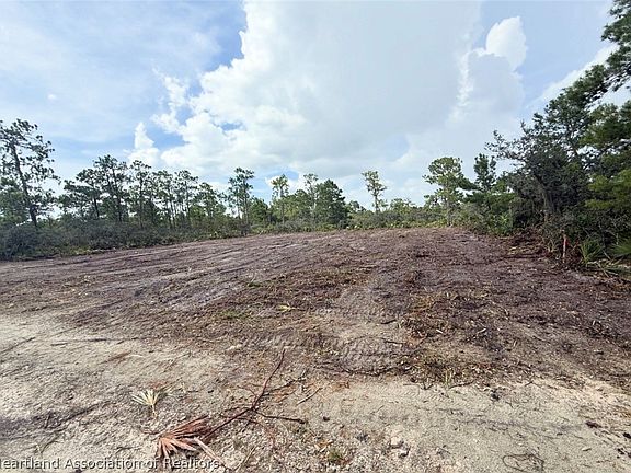 3rd image of 3434 Alachua Ave