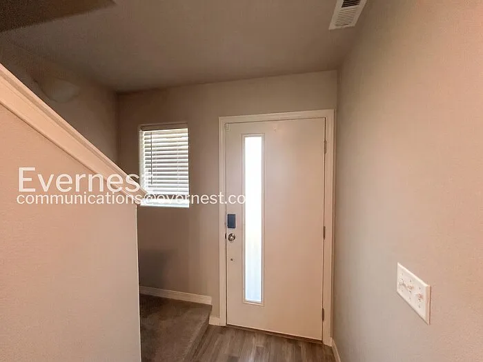 945 Technology Ct — Photo 8