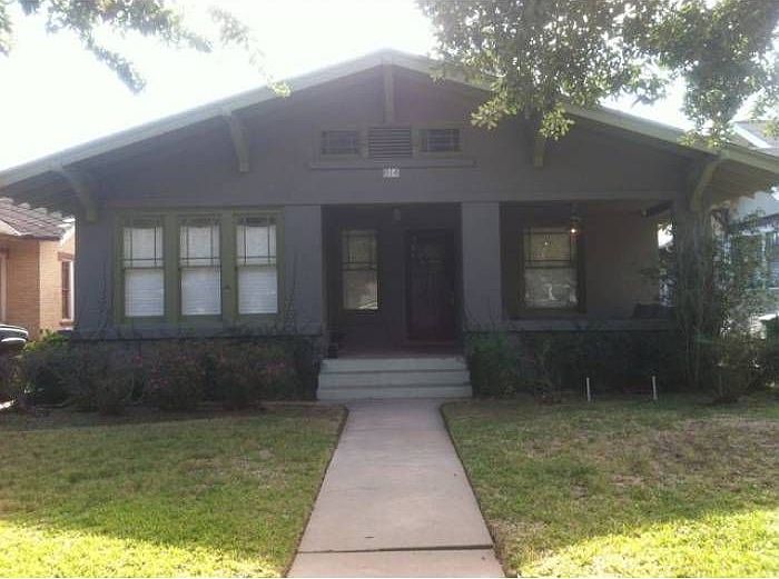 Quaint bungalow