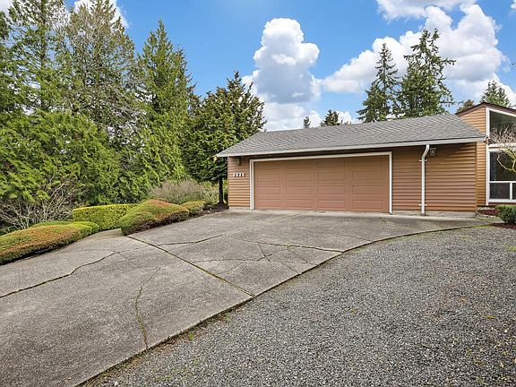 3rd image of 8626 NE 26th Pl