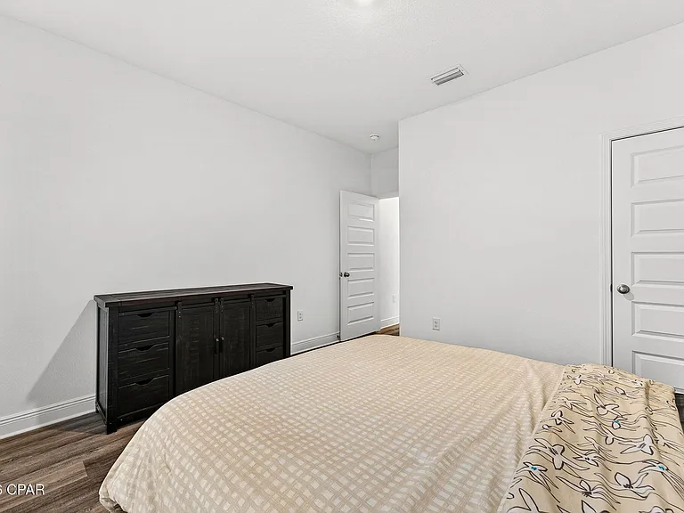 224 Butler Cv — Photo 30