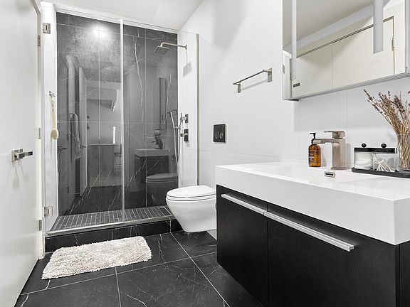 5th image of 43 Newel St #2B