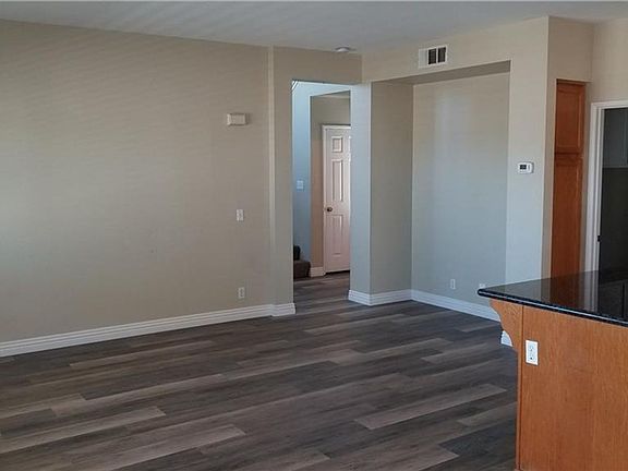 4th image of 1383 Sonnet Hill Ln