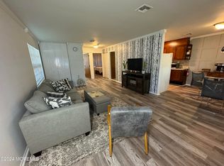 470A Thornbury Ct, Lakewood, NJ 08701