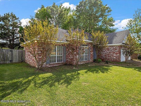 3rd image of 140 Raulston Dr