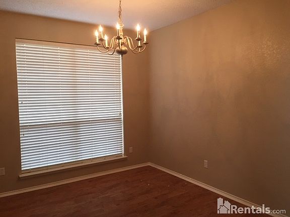 2nd image of 5919 Vista Park Ln