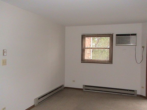3rd image of 4408 W Shamrock Ln APT 2D