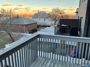 25 Lawton Ave #B, Cliffside Park, NJ 07010