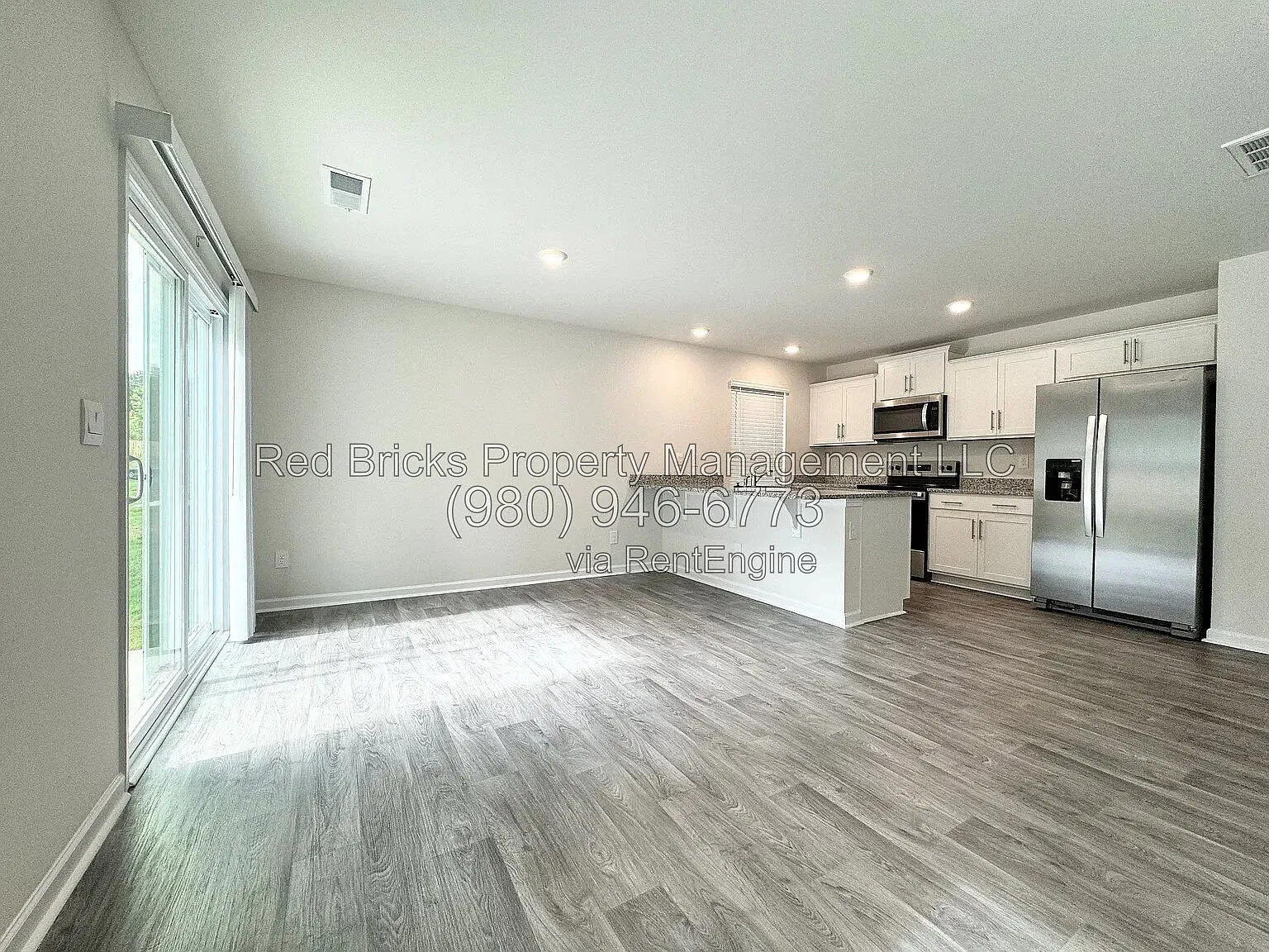 4 bed, 2.5 bath, 1554 sqft, $2,100 — Photo 3