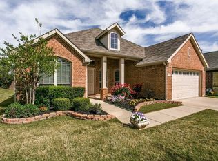 8161 Rock Elm Rd, Fort Worth, TX 76131