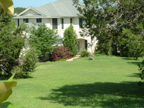 513 N Cuernavaca Dr #B, Austin, TX 78733