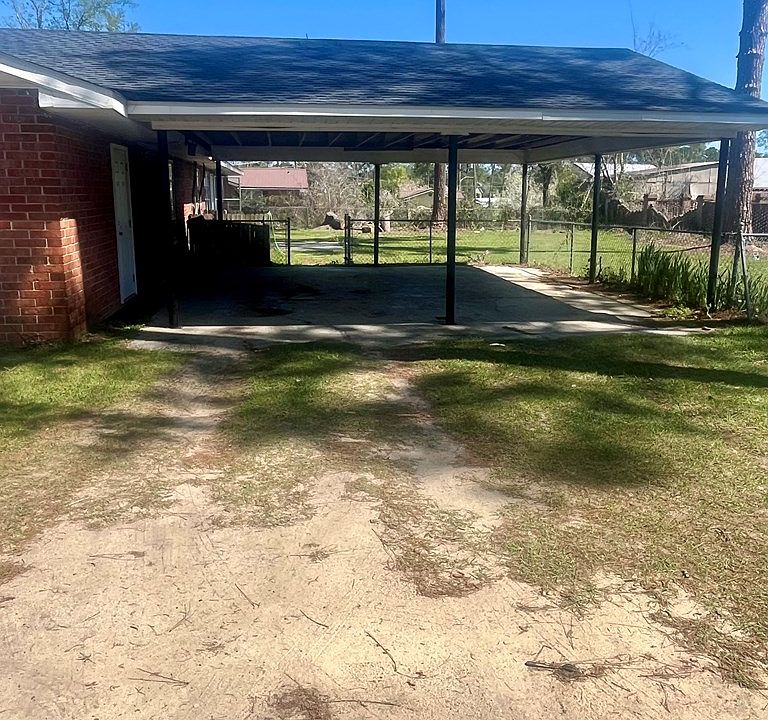 2nd image of 302 Westgreen Rd