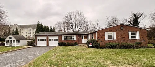 4311 Fitch Ave Photo 1
