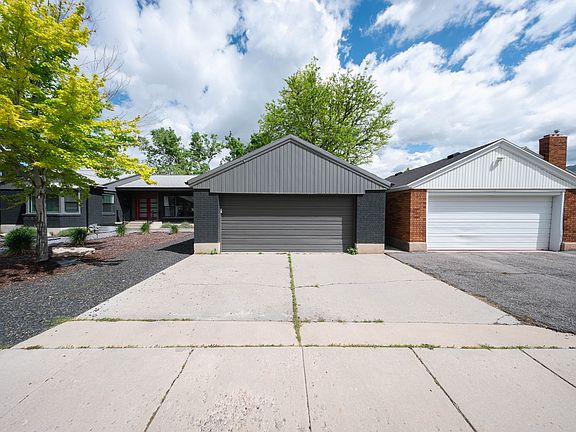 3rd image of 1821 E Bosham Ln #1
