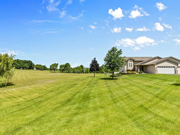 10590 257th Ave NW, Zimmerman, MN 55398