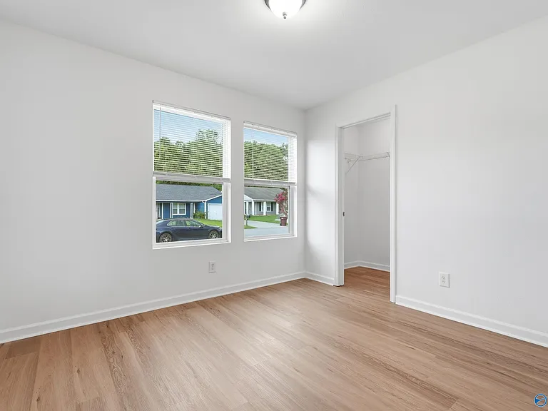 15328 Mill Valley Dr — Photo 19