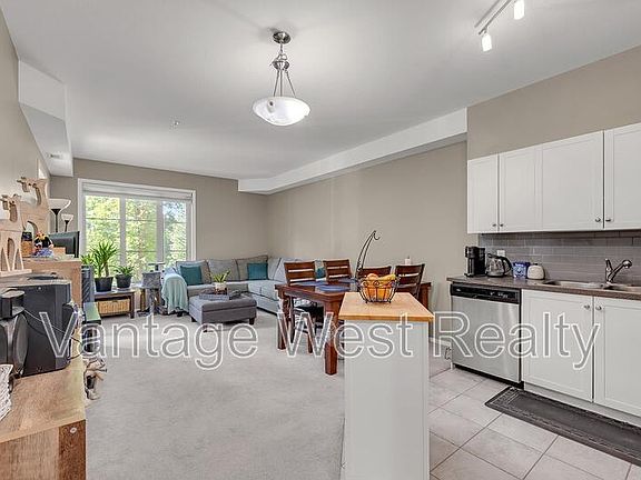 2nd image of Country Club Dr #2205