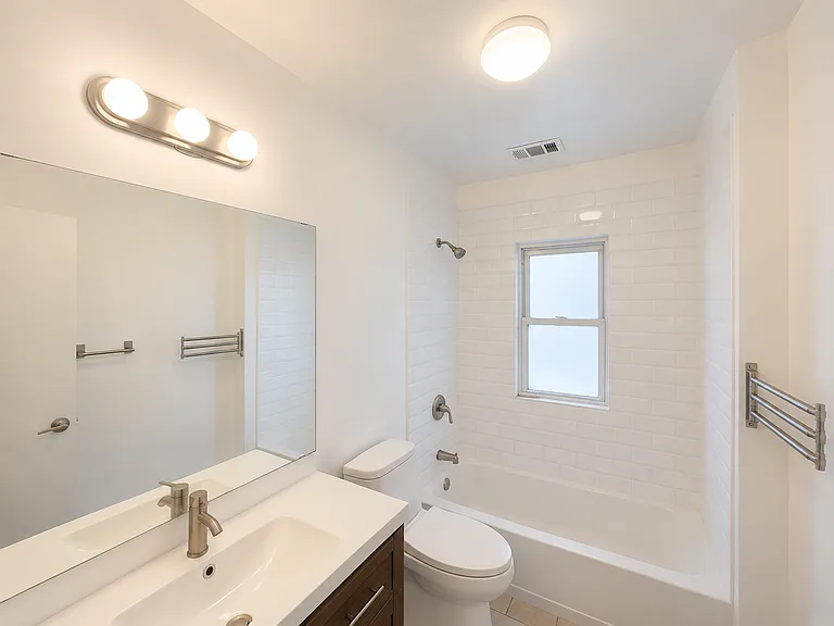 42 Custer St #2 — Photo 7
