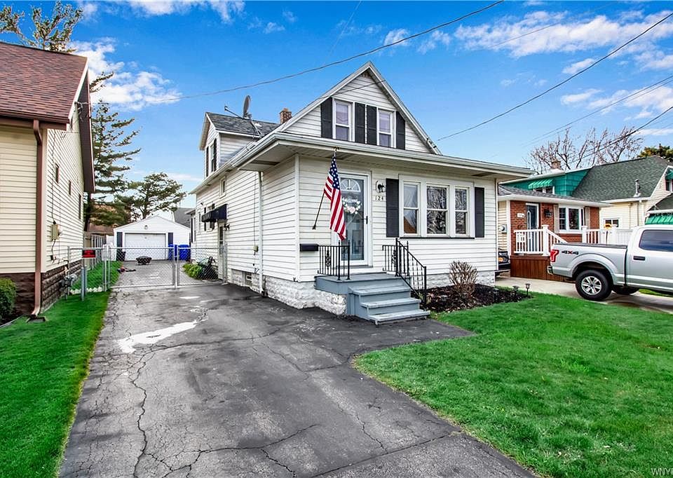 1st image of 124 Barnsdale Ave