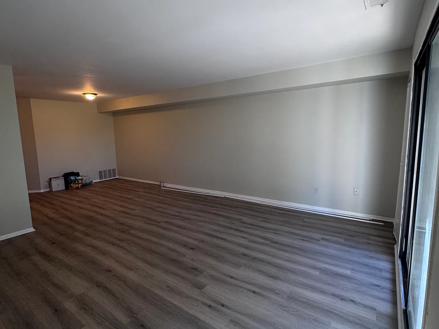 2 bed, 1240 sqft, $1,800 — Photo 3