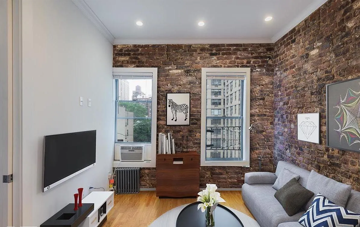 309 East 75th Street — Photo 1