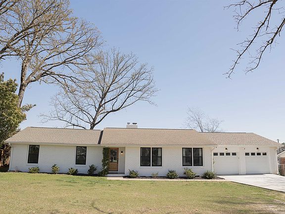 2nd image of 205 Wadsworth Rd