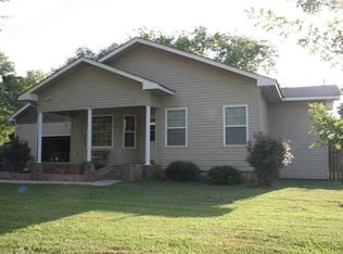 308 1/2 Strange St, Athens, AL 35611