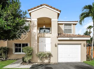 8385 SW 42nd Ct, Fort Lauderdale, FL 33328