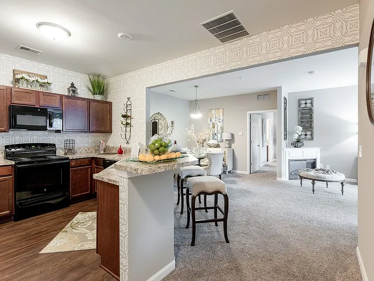 Harvard Place Apartments — Photo 24
