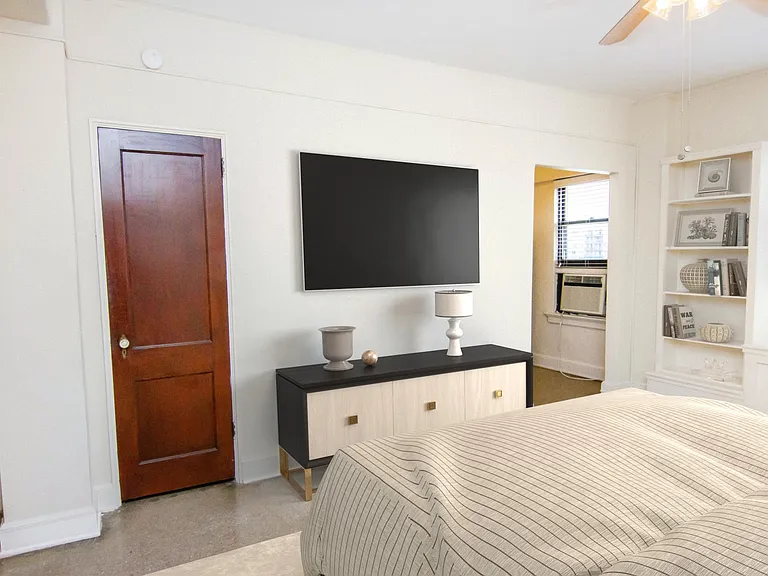 The Gilmore Apartments — Photo 28