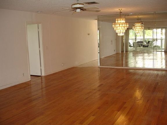 LIVING AND DINING ROOM