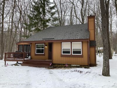 1547 Lake Ln, Pocono Lake, PA, 18347