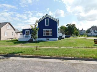 814 B Ave, Vinton, IA 52349