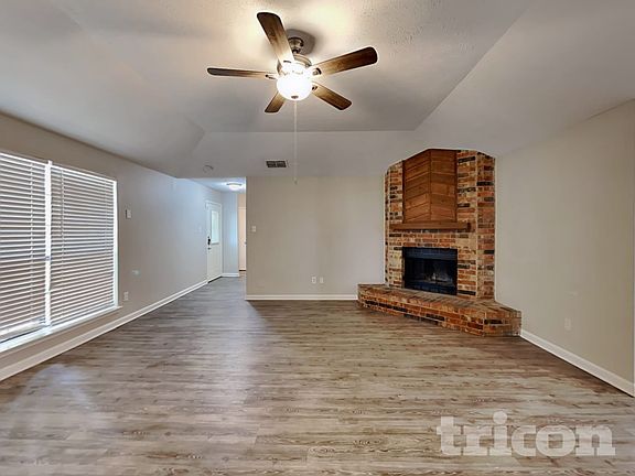 3rd image of 2407 Springridge Dr
