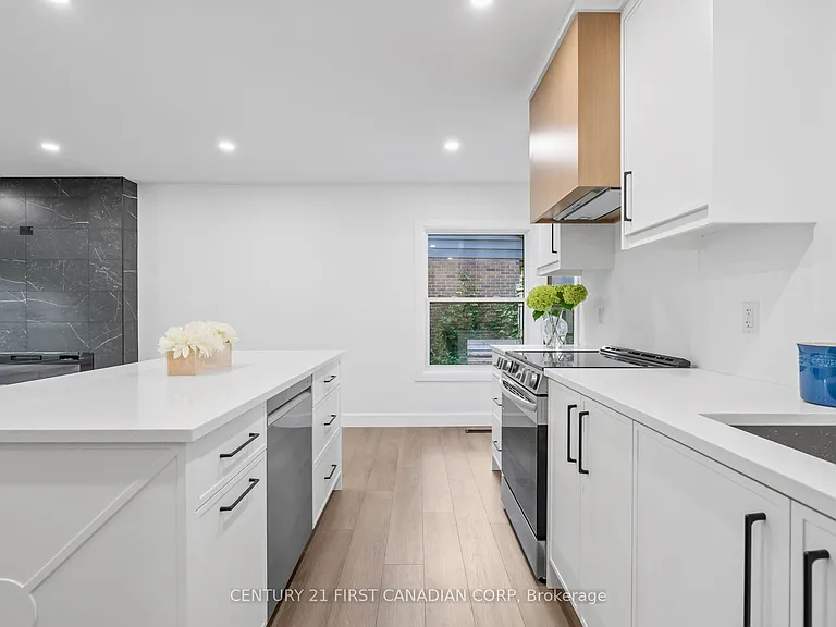 32 Braemar Cres — Photo 19