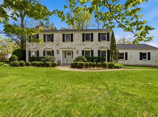 101 Fairlane Dr, Butler, PA 16001