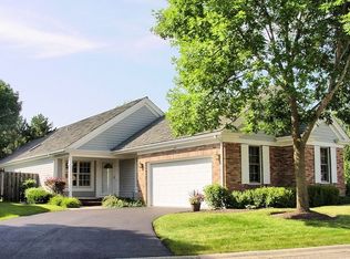 528 Park Barrington Way, Barrington, IL 60010