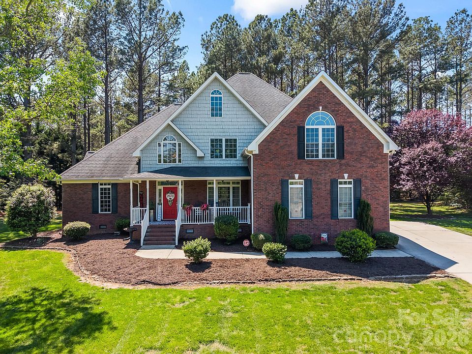 1st image of 443 Crowders Bluff Ct